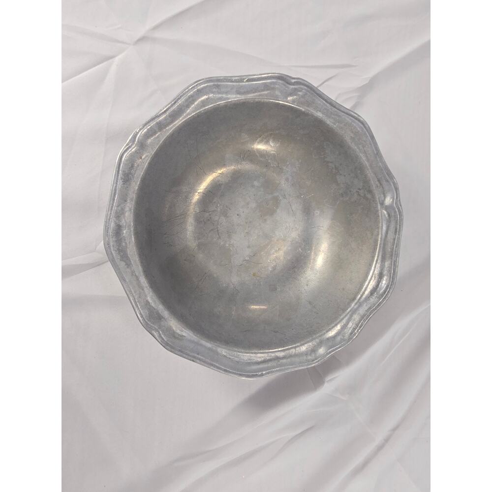 Wilton Armetale 10" Small Round Serving Bowl #102244 Pewter Look – USA Made